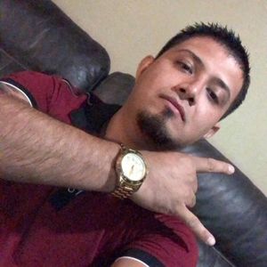 Meet your Posher, Ulises